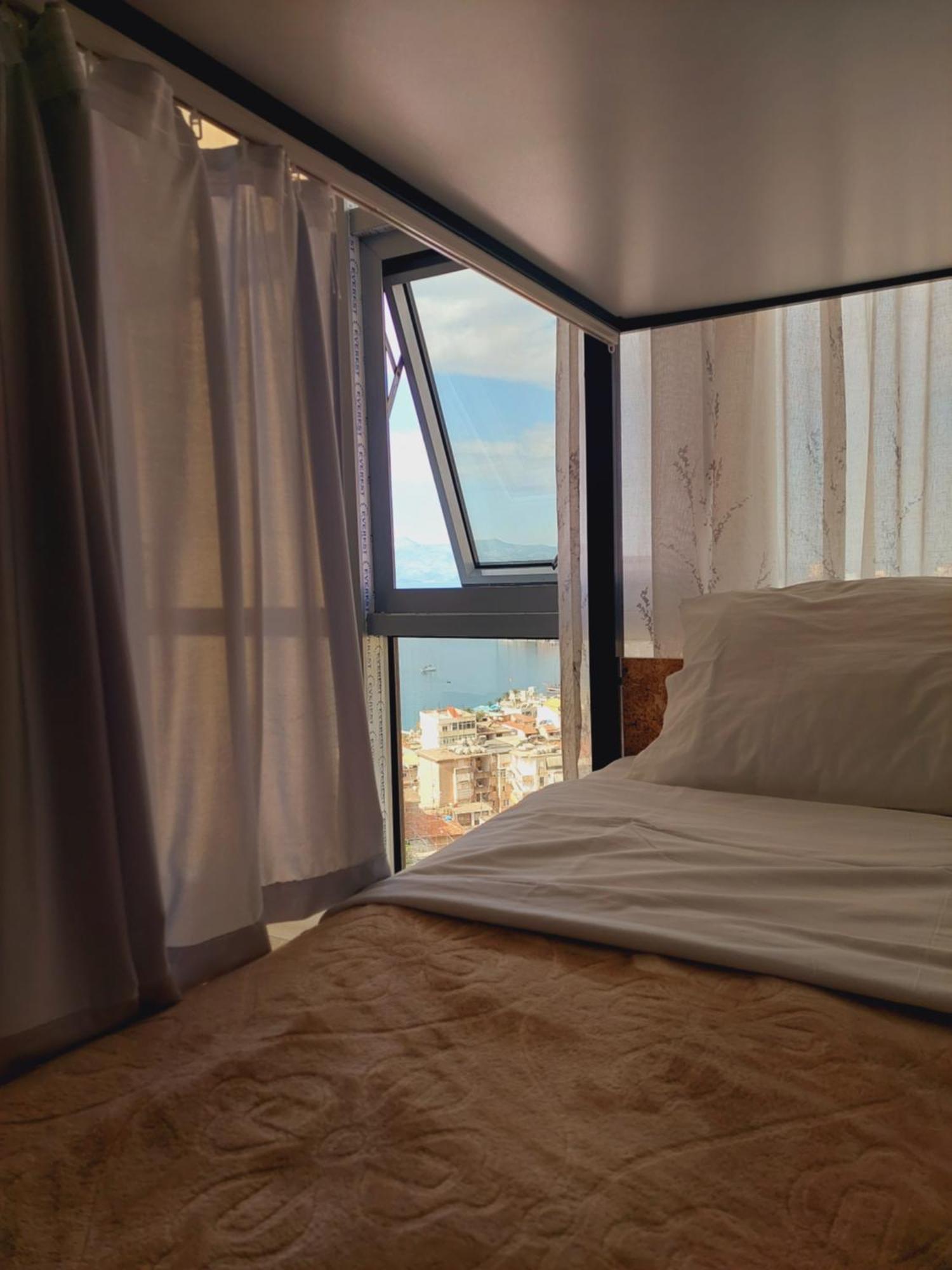 Saranda Boutique Hostel Bagian luar foto
