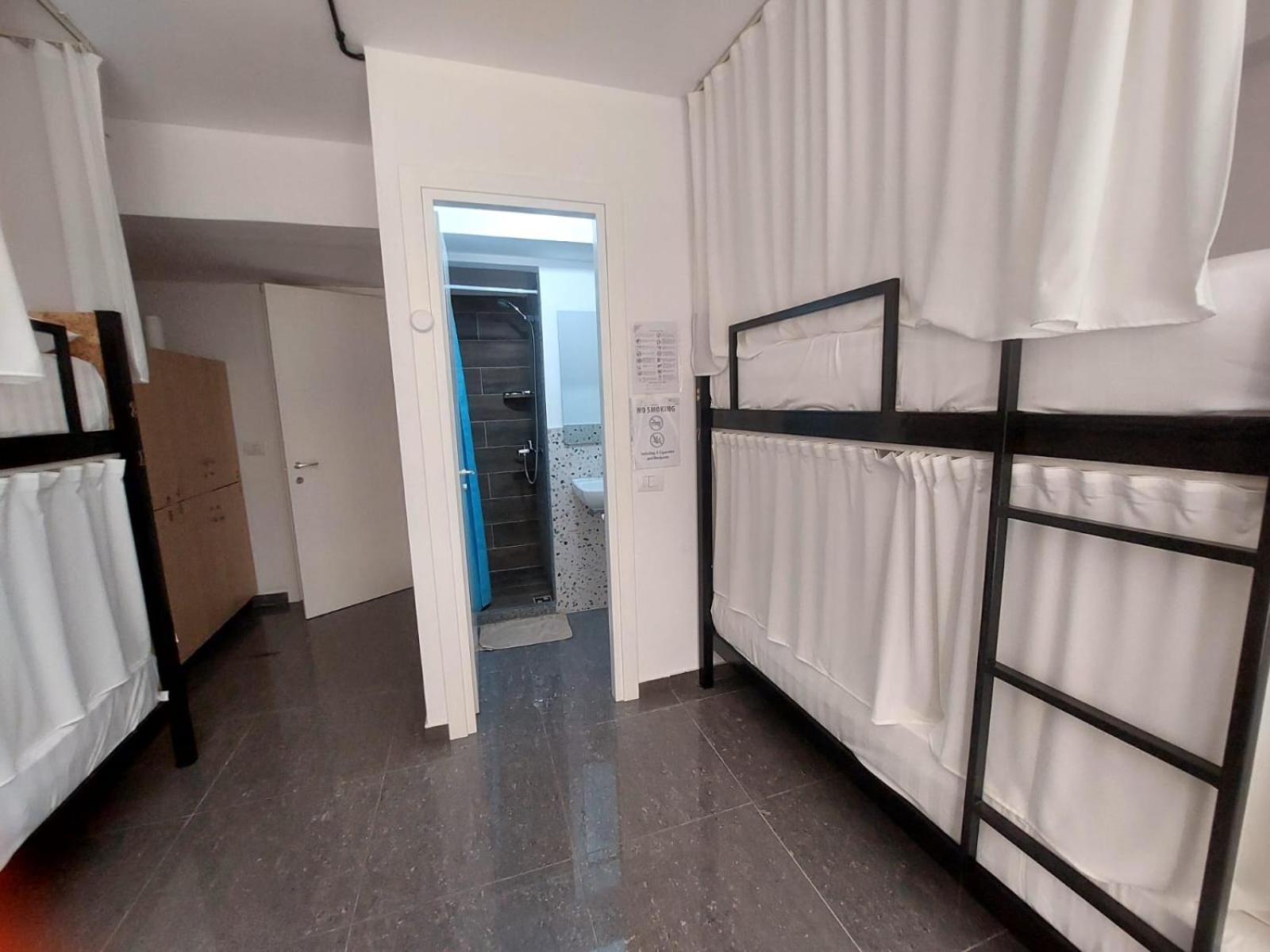 Saranda Boutique Hostel Bagian luar foto